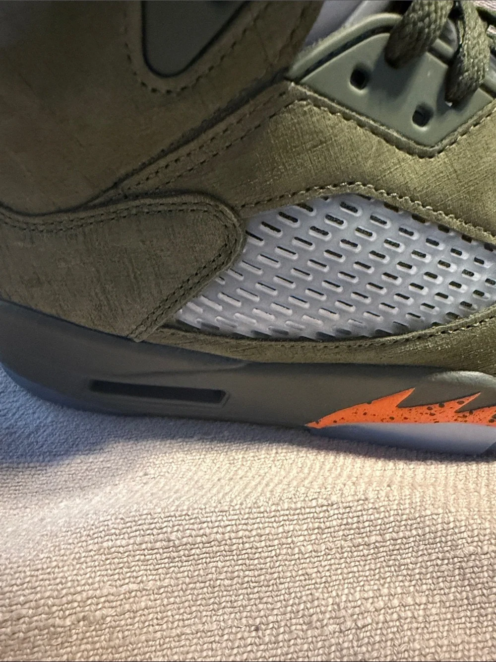 ⁠Air Jordan 5 Retro Olive Size Size 9 Army Green Bright Citrus No Box⁠